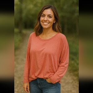 Cozy & Chic: Shopthemint Peachy Pink Oversized Raglan Sweatshirt